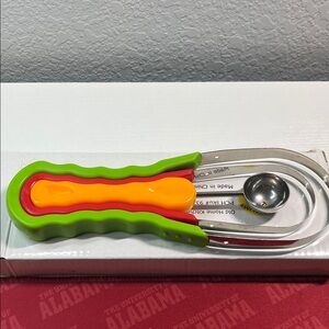 Colorful Green, Orange, Yellow, Red 3/1 Melon baller and fruit scoop
